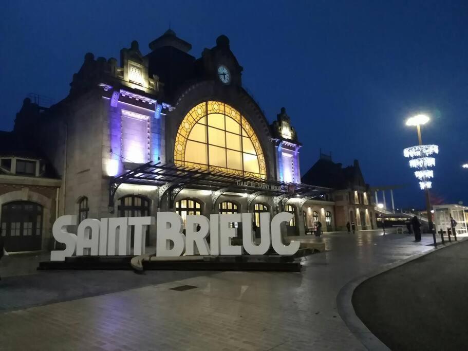 Destelle Appart Proche Gare Saint-Brieuc Zewnętrze zdjęcie